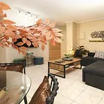 Iris Cozy House