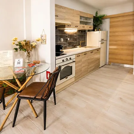 Iris Cozy House By Evagelias Homes Lejlighed